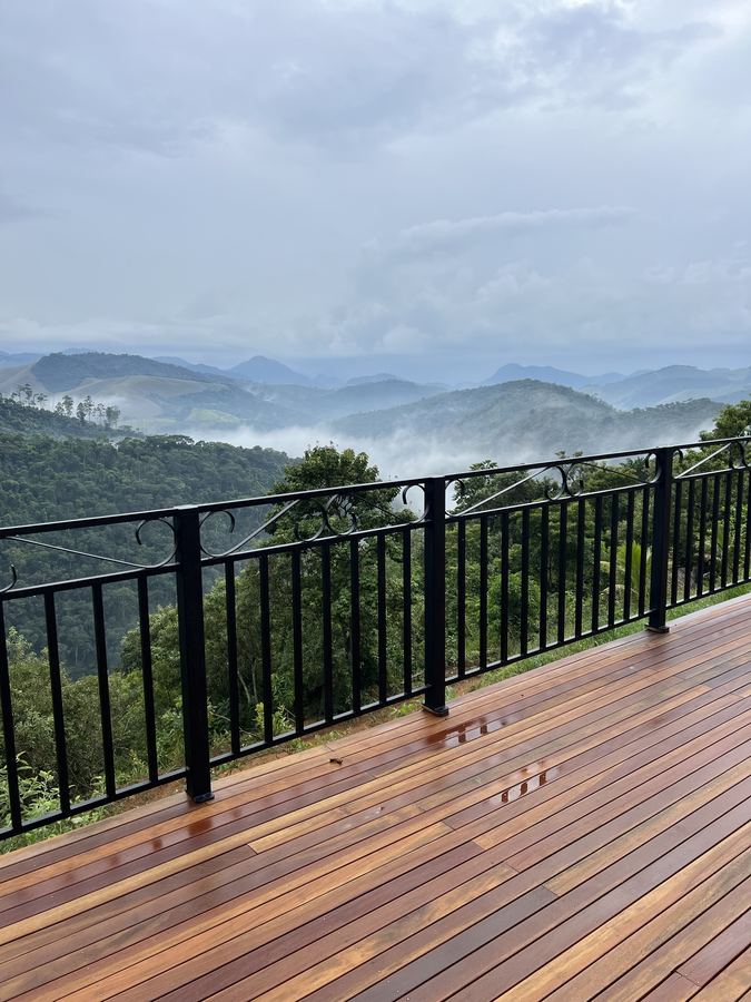Deck com neblina
